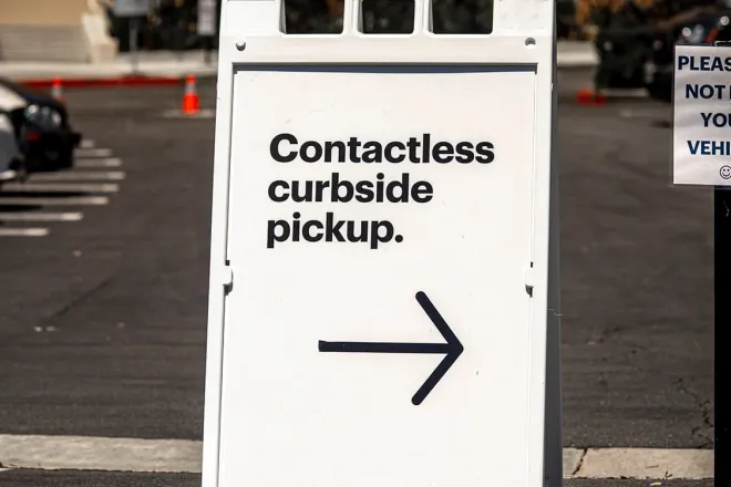 Curbside pickup sign